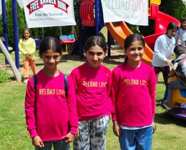 Kurd Iraq playground girls in RL shirts 5.2026